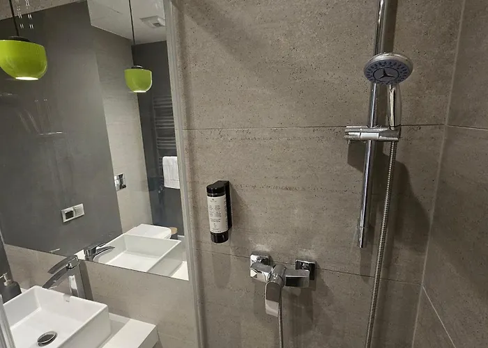 Ovo Od Dziedzinca Wroclaw